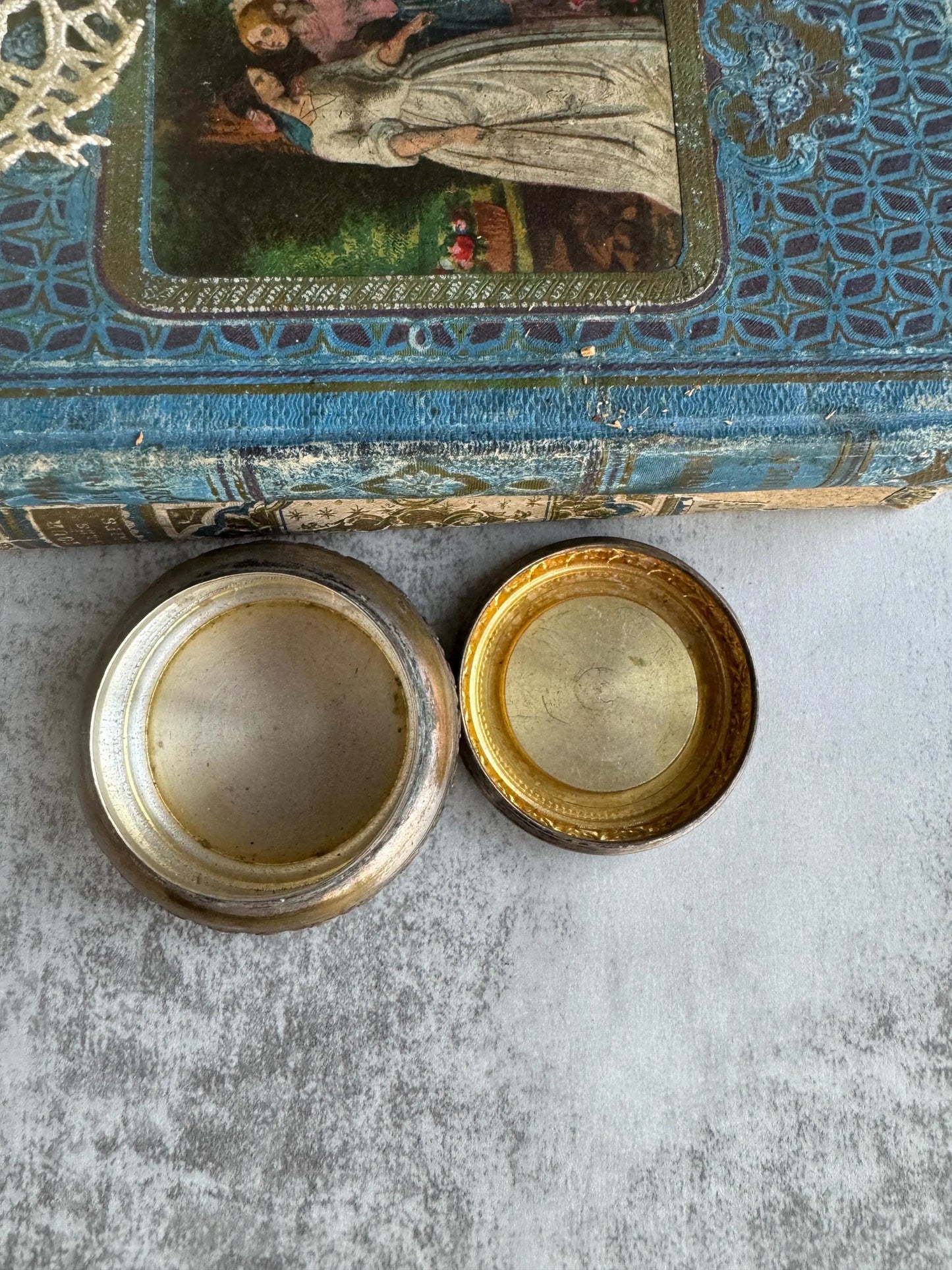 Antique French Box with Detailed Embossed Cover, Snuff Box, Collectible Bronze Colored Container
