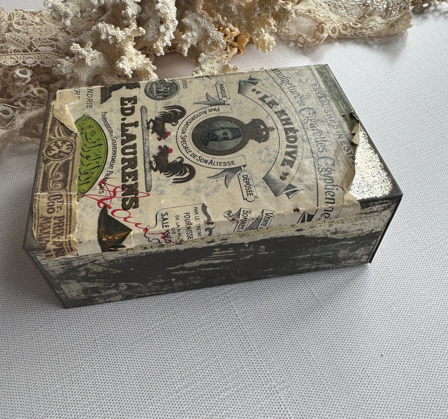 Antique Le Khédive Egyptian Cigarette Box, Ed. Laurens, 1889