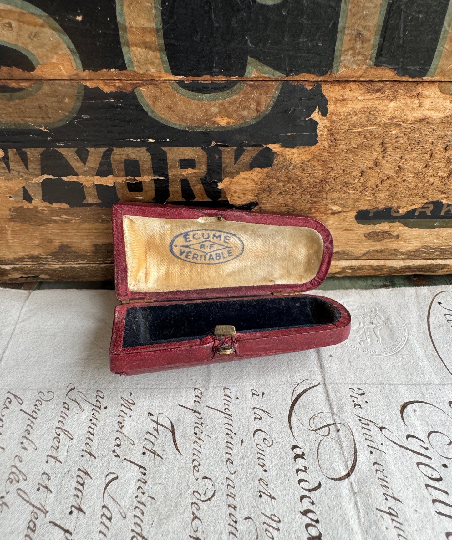 Antique French Meerschaum Pipe Case “Écume Véritable”