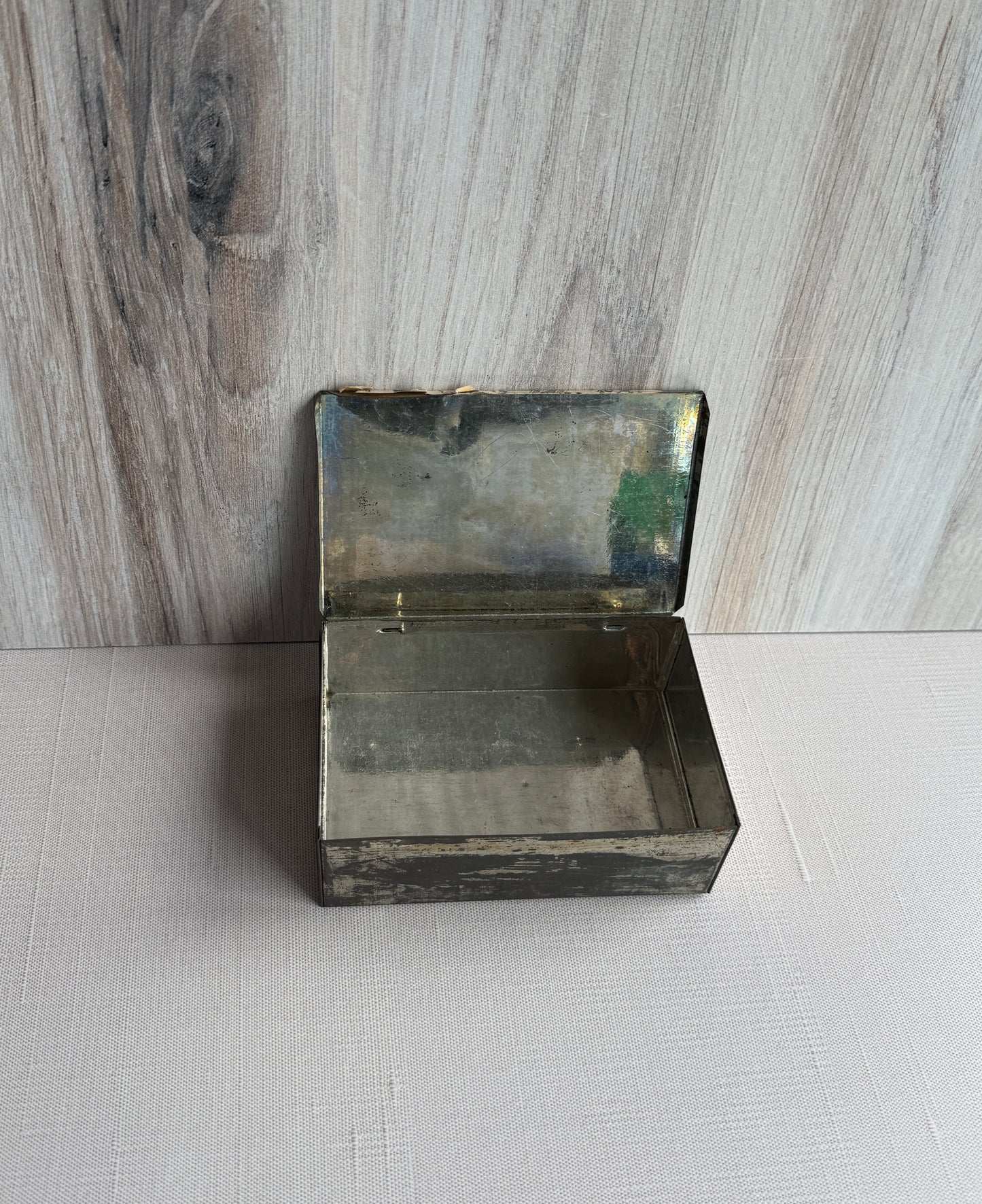 Antique Le Khédive Egyptian Cigarette Box, Ed. Laurens, 1889