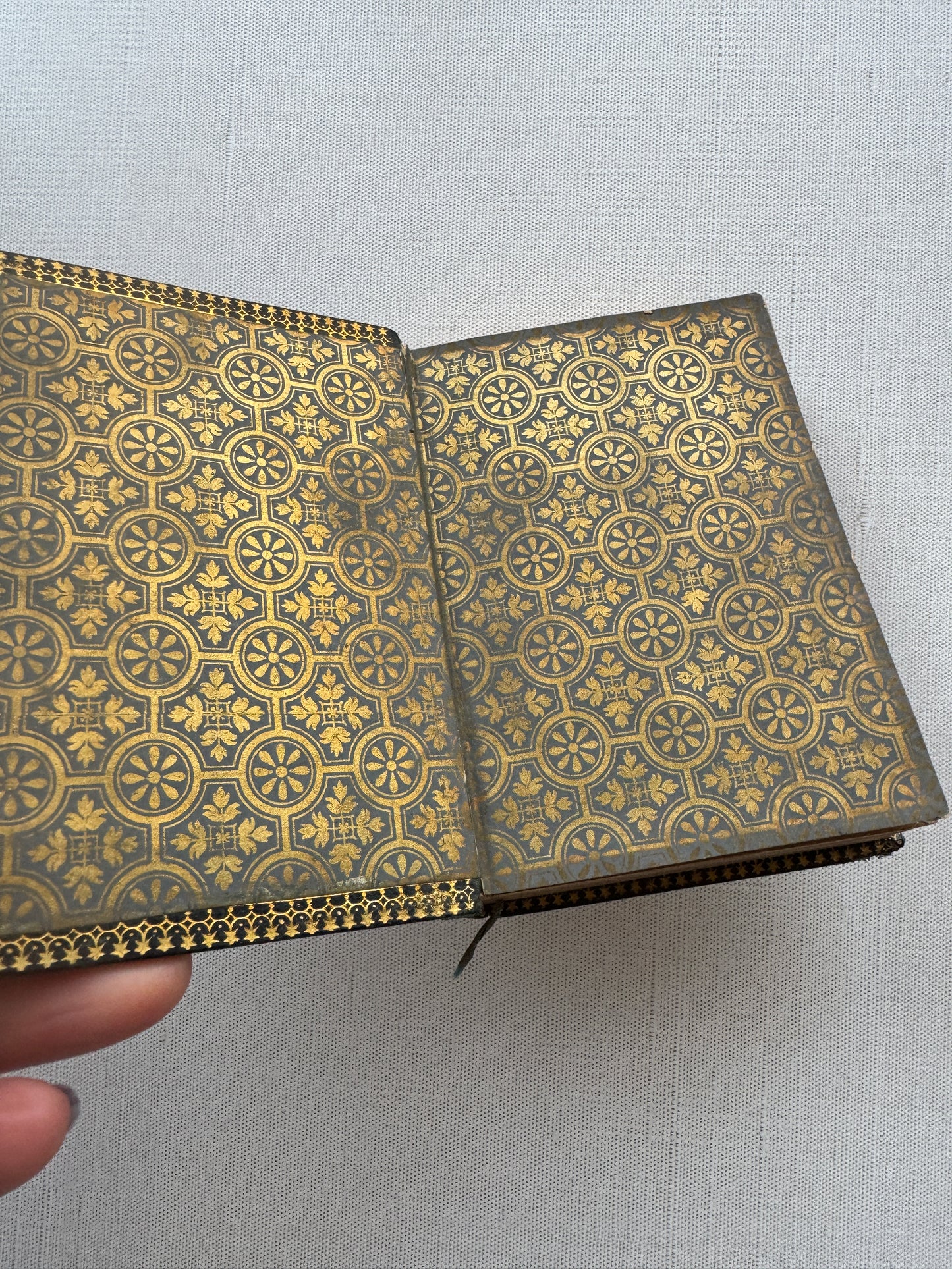 Antique French Petit Missel Prayer Book, Gilded Leather, Notre-Dame, 19th Century Religious Book