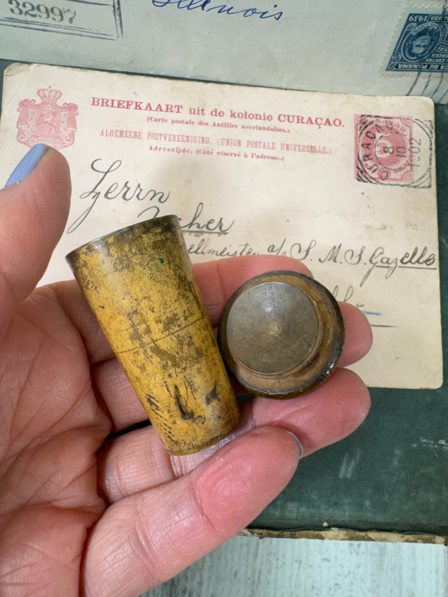 Antique Wooden Dice Shaker Set with Dice, Travel Game, Gambling Accessory