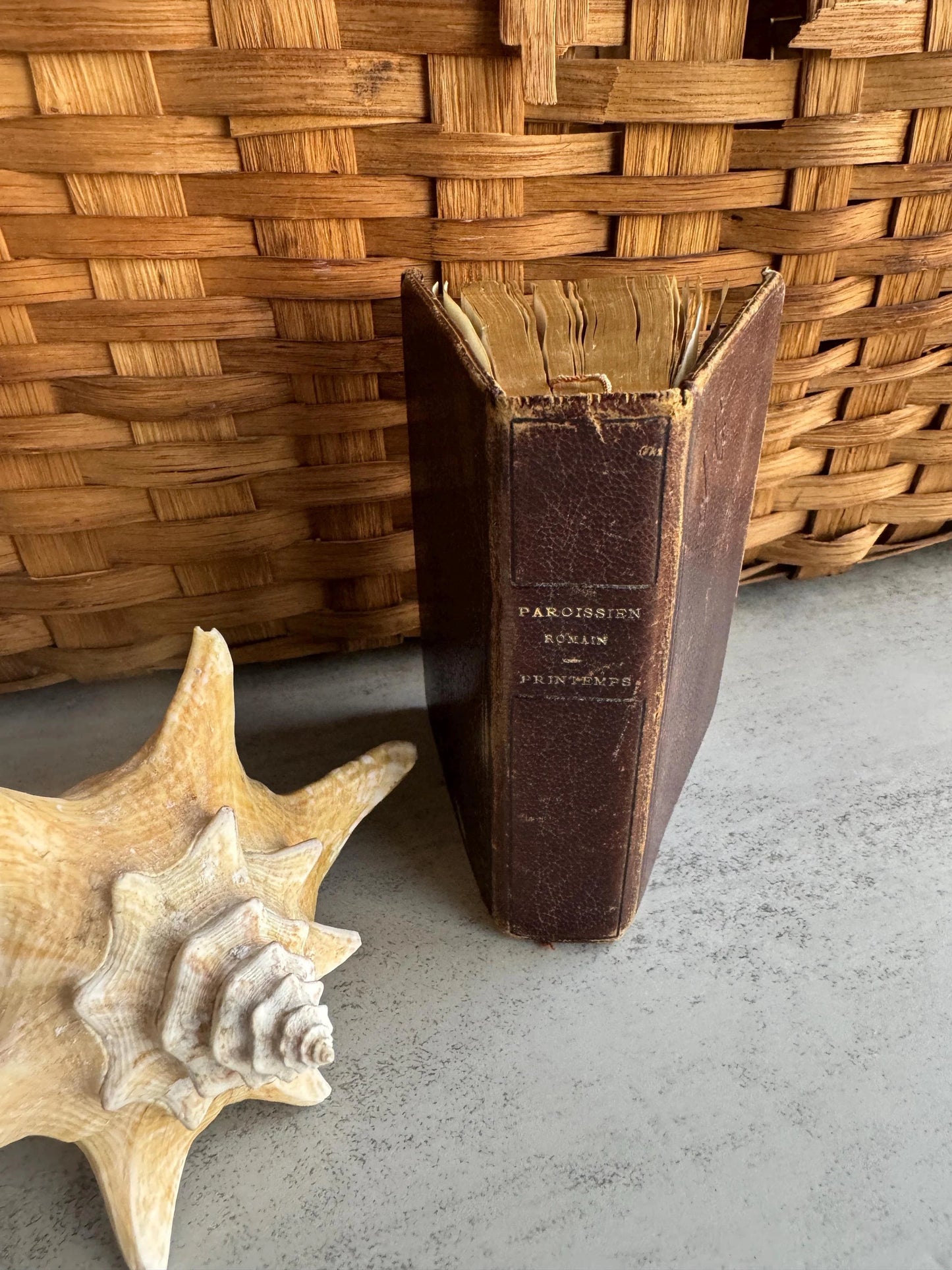 French Roman Parishioner Complete, Prayer Book, Leather Covers Dated 1905, Gilded Edged Pages
